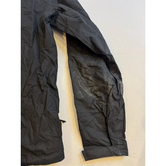 The North Face Women's Black HyVent Rain Jacket Size S - Picture 8 of 8